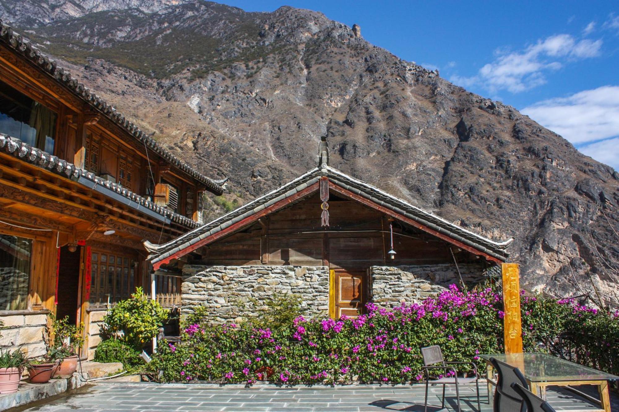 Tiger Leaping Gorge Sean'S Spring Guesthouse Shangri-La Zewnętrze zdjęcie