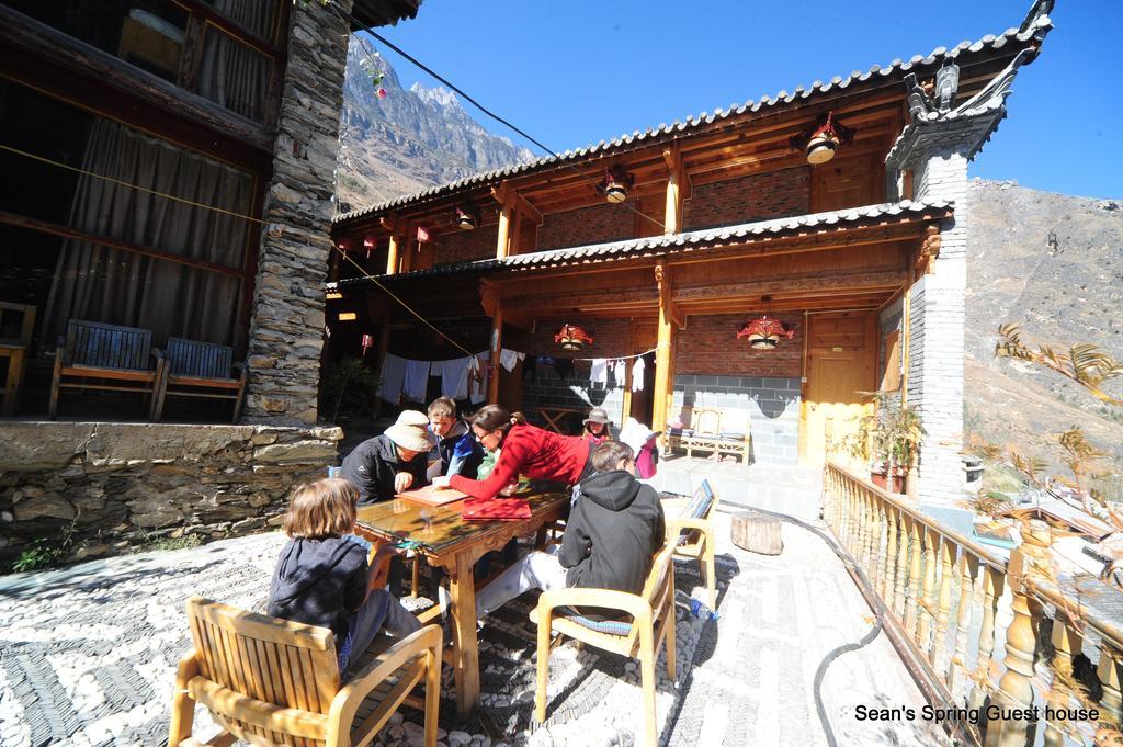 Tiger Leaping Gorge Sean'S Spring Guesthouse Shangri-La Zewnętrze zdjęcie